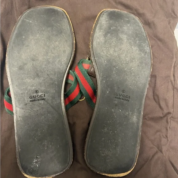 Gucci Black Sandals with Green and Red Straps - Picture 3 of 7